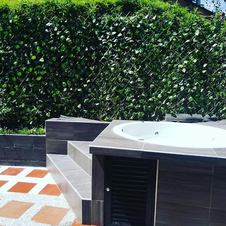 Hostal Spa Casa De Piedra Con Jacuzzi ซานตาโรซา เดกาบัล ภายนอก รูปภาพ