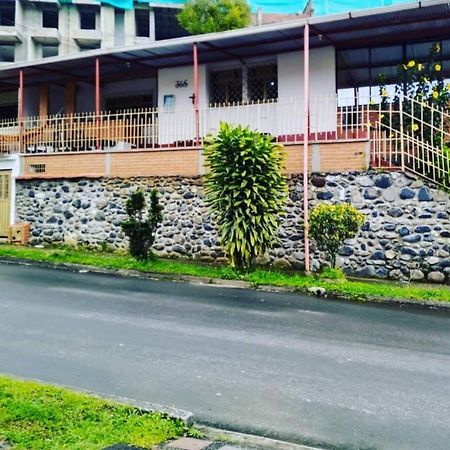 Hostal Spa Casa De Piedra Con Jacuzzi ซานตาโรซา เดกาบัล ภายนอก รูปภาพ
