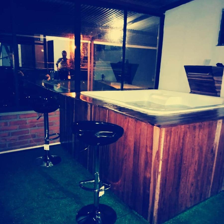 Hostal Spa Casa De Piedra Con Jacuzzi ซานตาโรซา เดกาบัล ภายนอก รูปภาพ