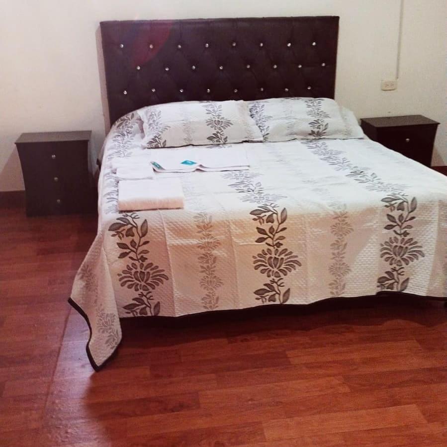Hostal Spa Casa De Piedra Con Jacuzzi ซานตาโรซา เดกาบัล ภายนอก รูปภาพ