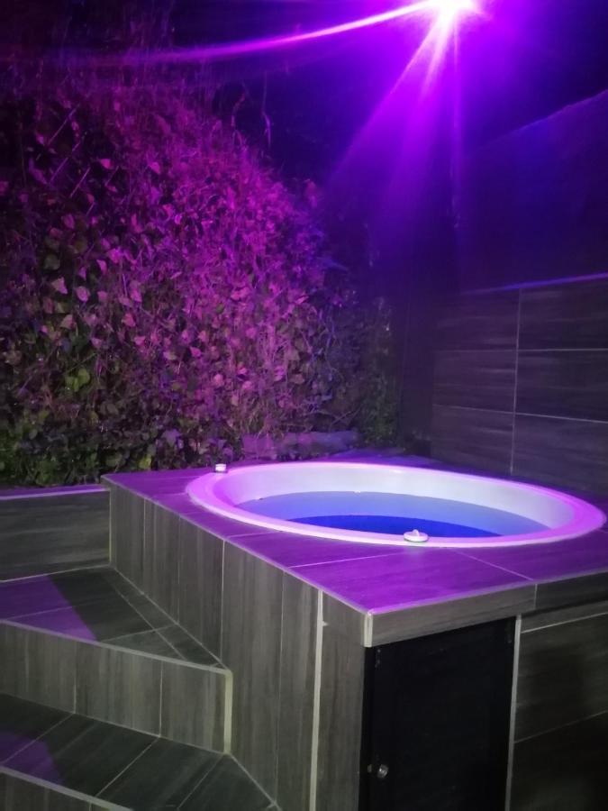 Hostal Spa Casa De Piedra Con Jacuzzi ซานตาโรซา เดกาบัล ภายนอก รูปภาพ